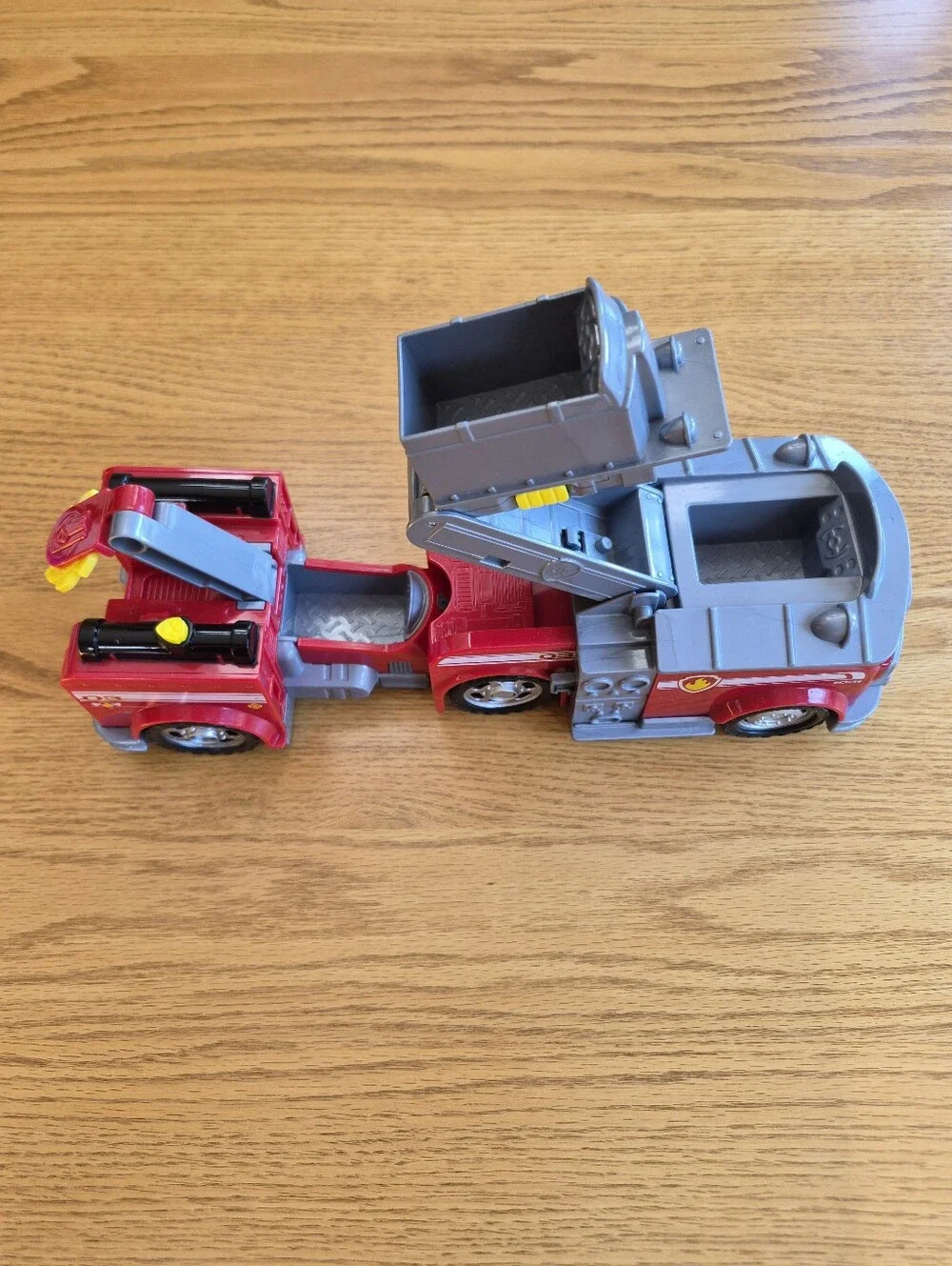 Paw Patrol Marshall Split-Second 2-in-1 Transforming Fire Truck